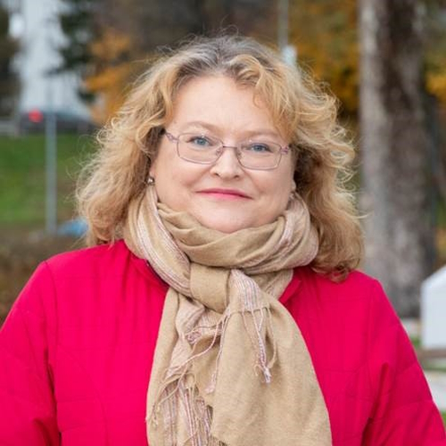 Dr. Barbara Pregelj